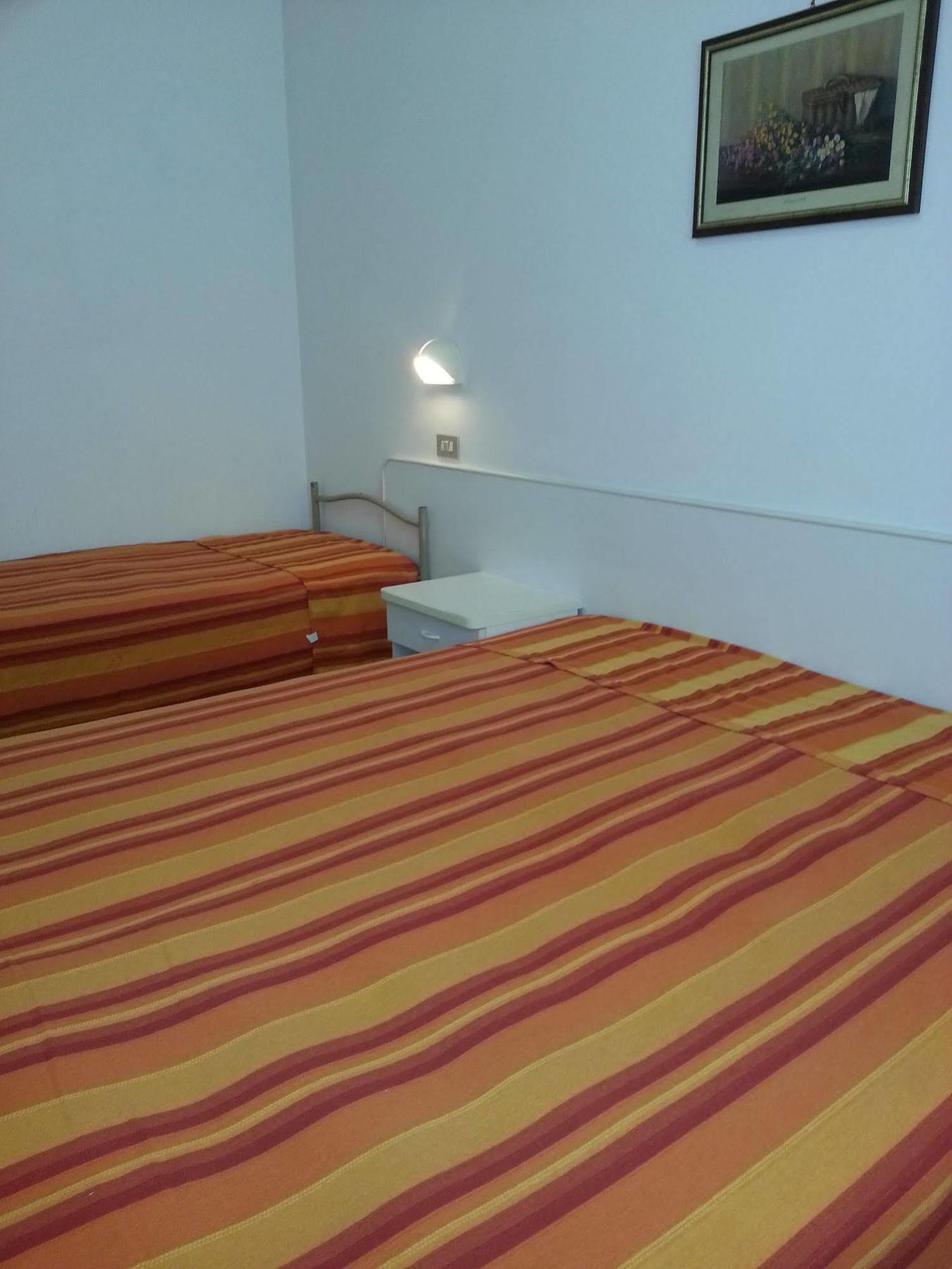 Mehari Rimini - Family Hotel מראה חיצוני תמונה