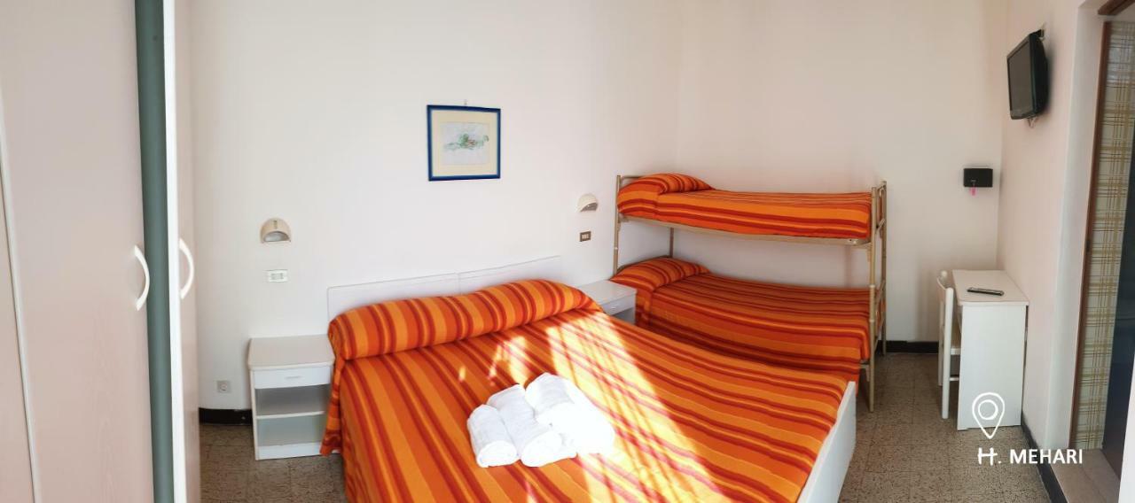 Mehari Rimini - Family Hotel מראה חיצוני תמונה